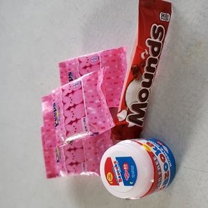 Mini brands series 4